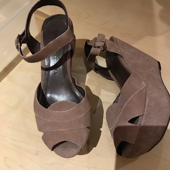 Shoes - Picture 8 of 8